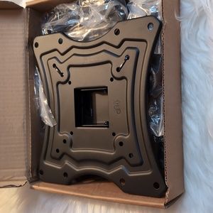 Bluestone TV Wall Mount